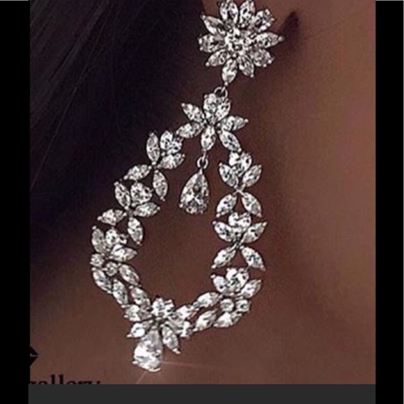 Platinum cover earrings with zirconium - Picture 1 of 3